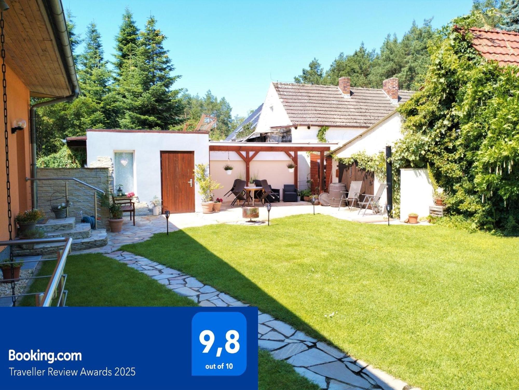 Ferienwohnung Am Waldesrand - Garten, Terrasse, Grill, Luftkuehler, Massagesessel, Kinderspielecke, Spielekonsole Cottbus Dış mekan fotoğraf